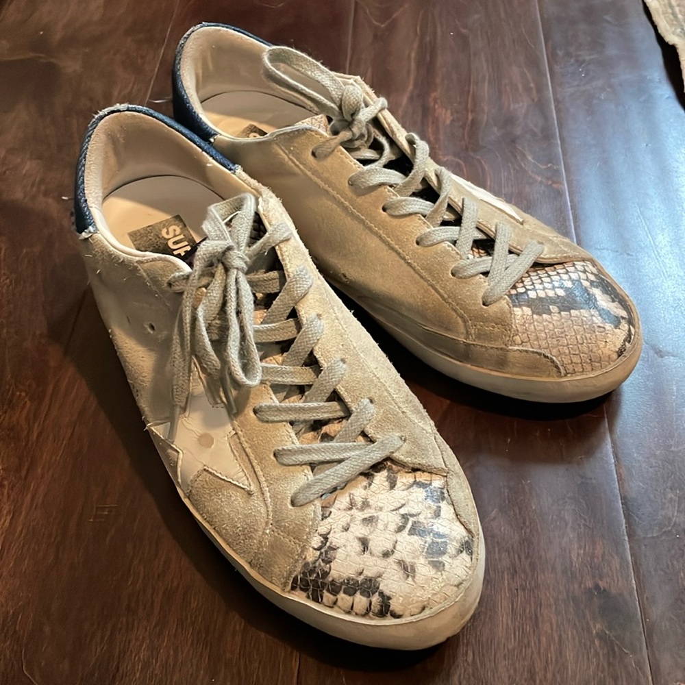 Golden Goose size 39

Great used condition
